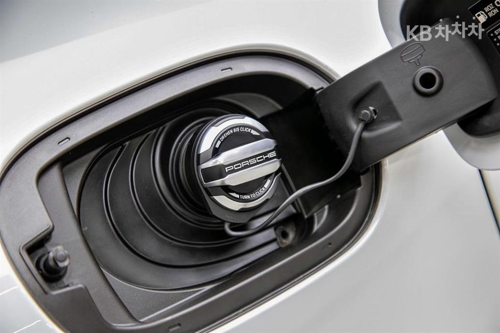 Porsche Panamera — miniaturë 12