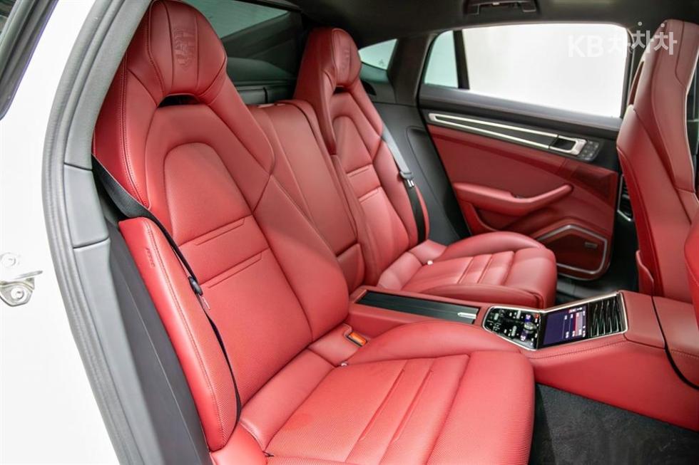 Porsche Panamera — miniaturë 13