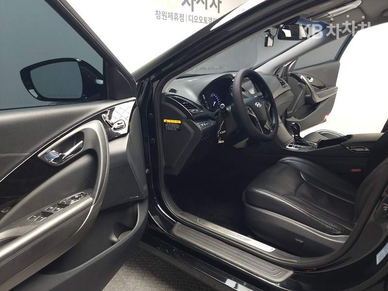 Hyundai Grandeur — miniaturë 7