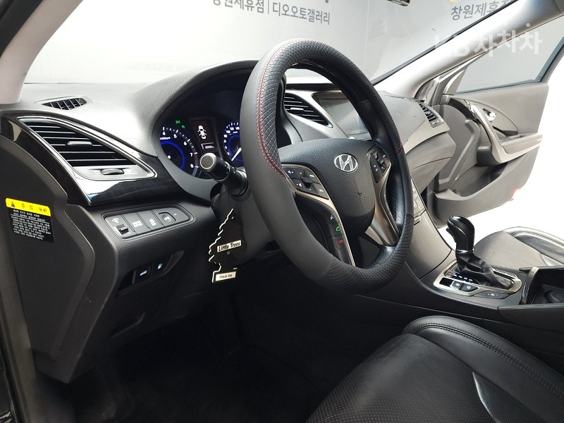 Hyundai Grandeur — miniaturë 9