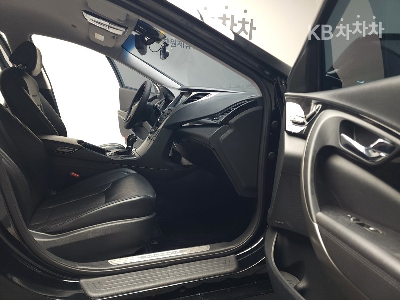 Hyundai Grandeur — miniaturë 13