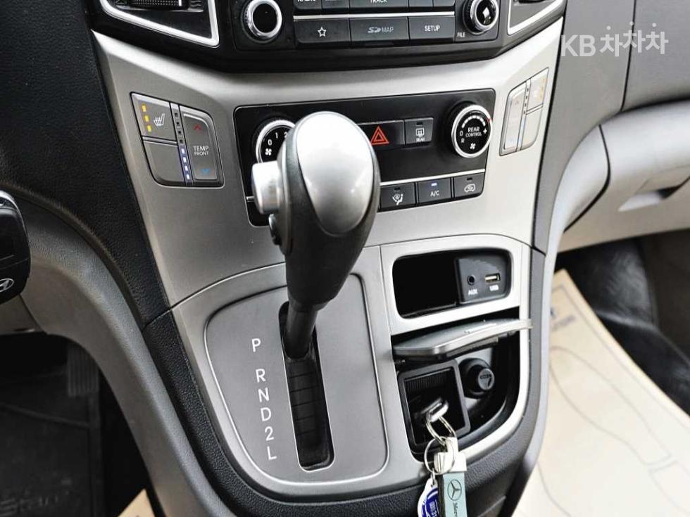 Hyundai Starex — miniaturë 15