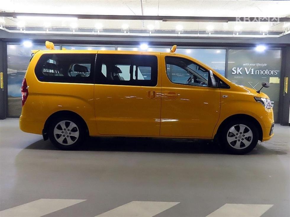 Hyundai Starex — miniaturë 3