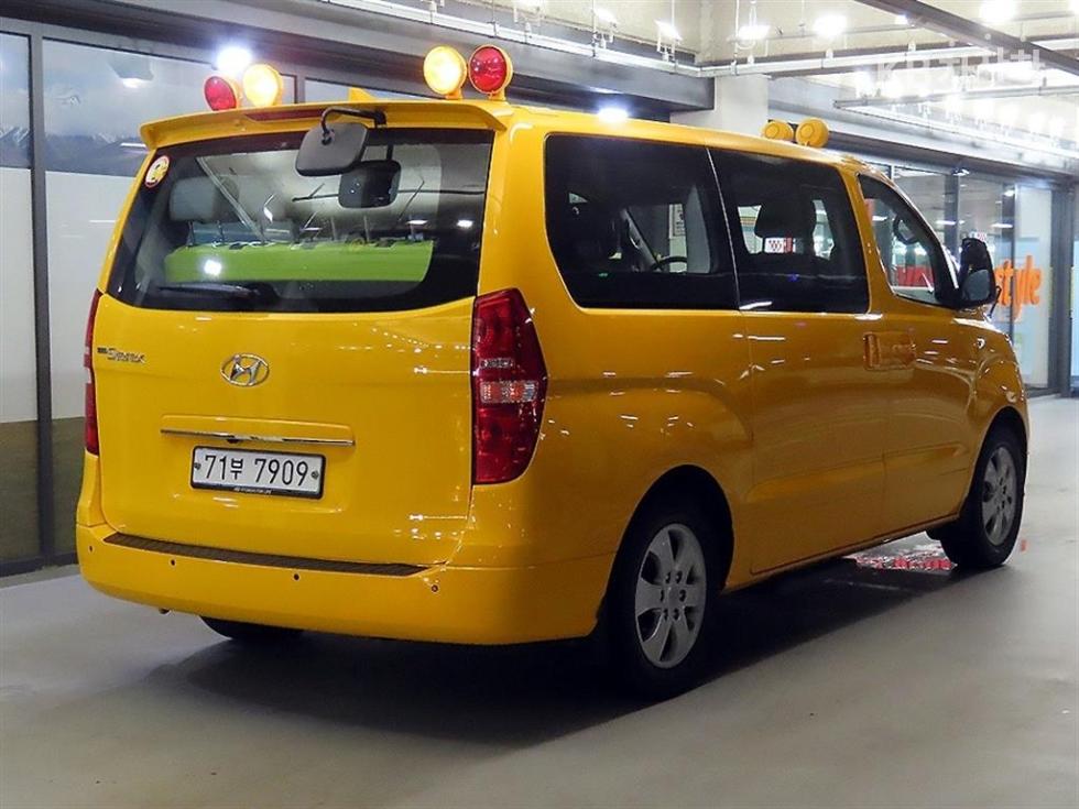 Hyundai Starex — miniaturë 4