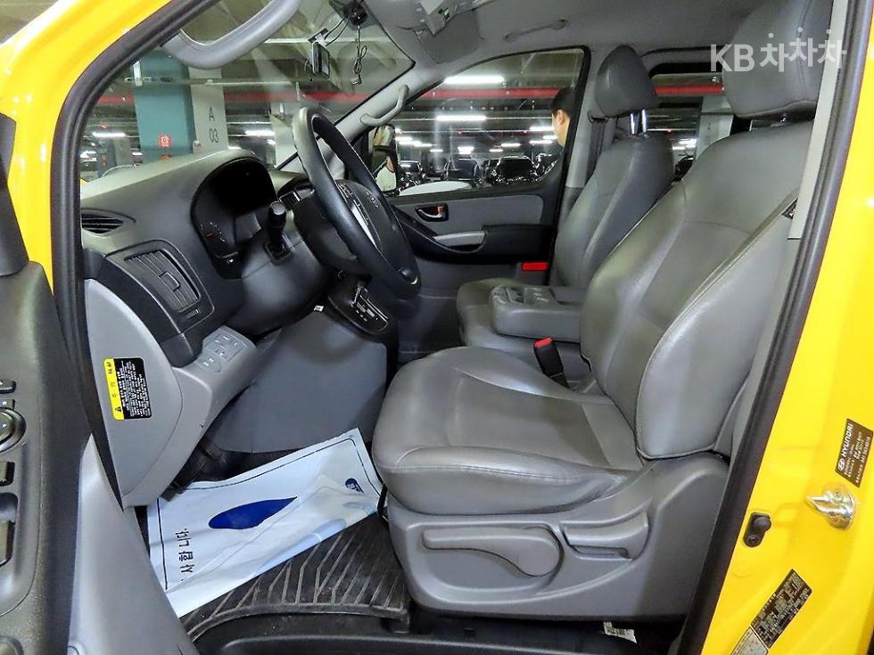 Hyundai Starex — miniaturë 6