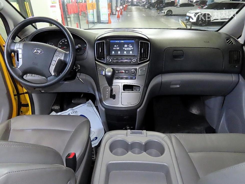 Hyundai Starex — miniaturë 10