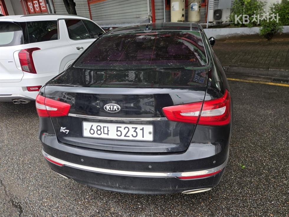 Kia K7 — miniaturë 3