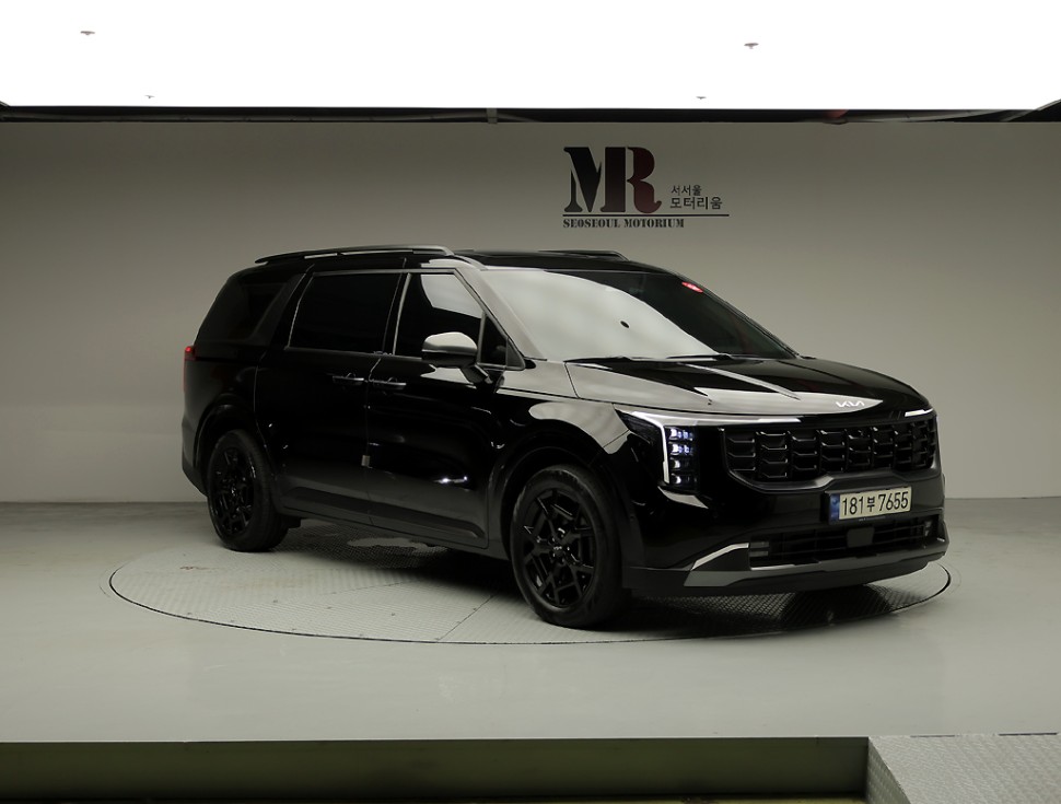 Kia Carnival — miniaturë 2