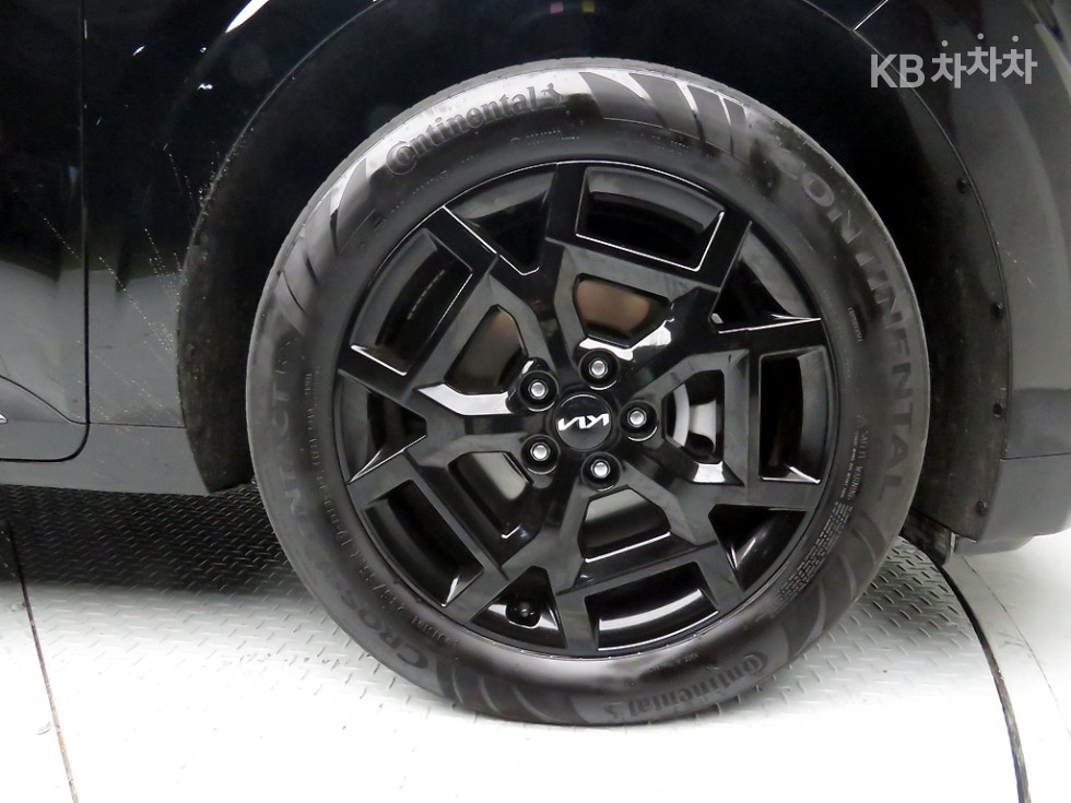 Kia Carnival — miniaturë 20