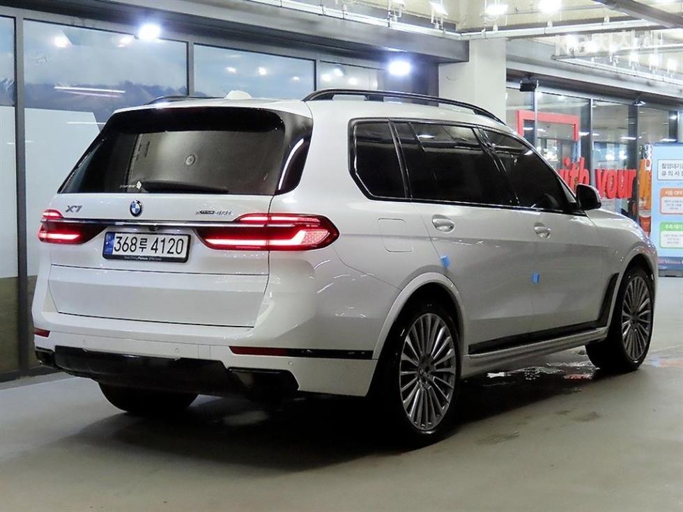 BMW X7, 2023, фотография 4