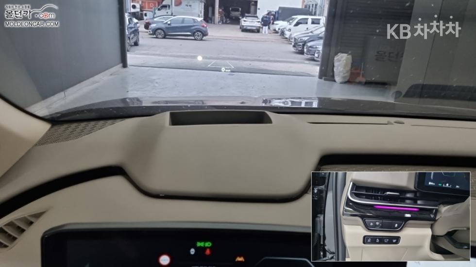 Kia Carnival — miniaturë 13