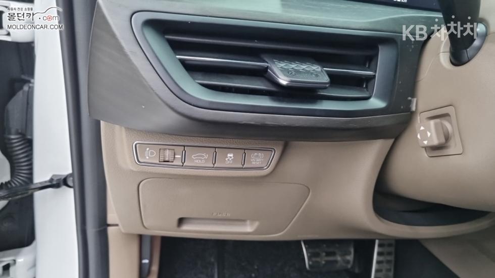 Kia K8 — miniaturë 16