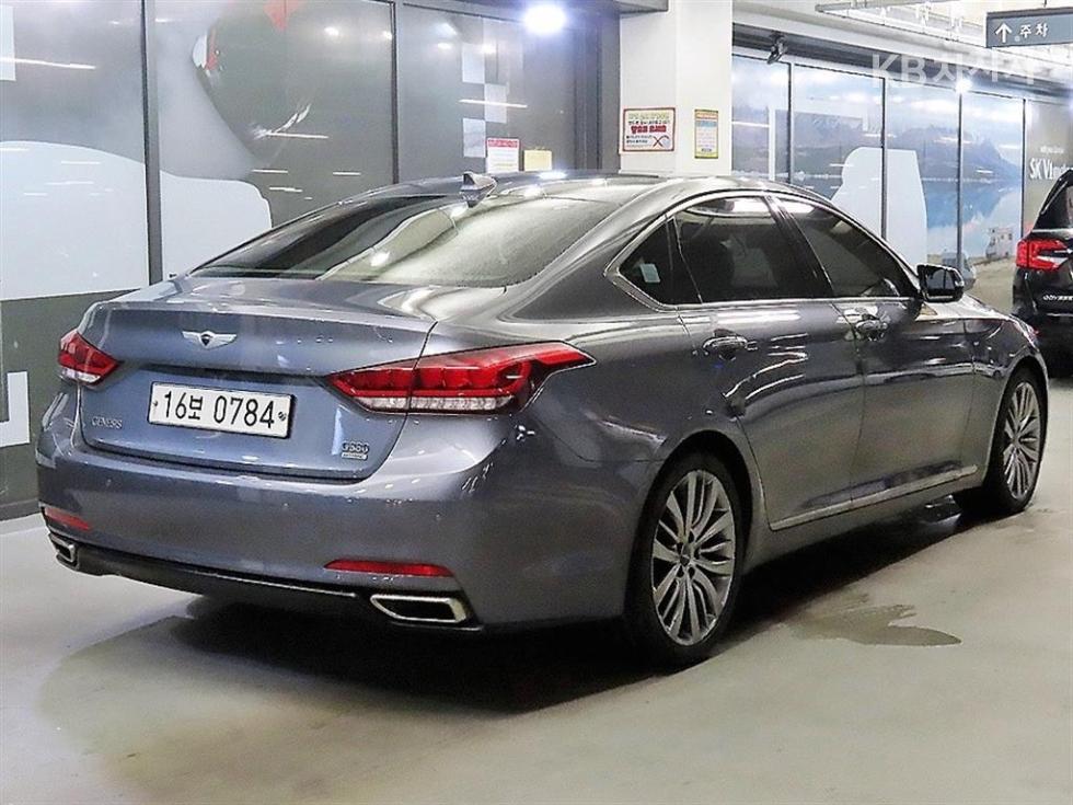 Hyundai Genesis — miniaturë 4