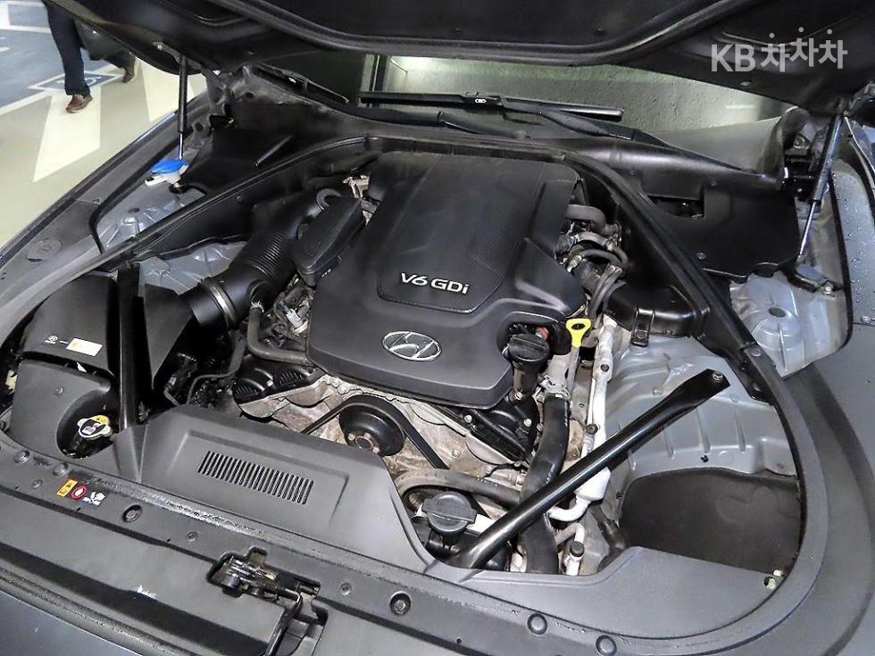 Hyundai Genesis — miniaturë 19