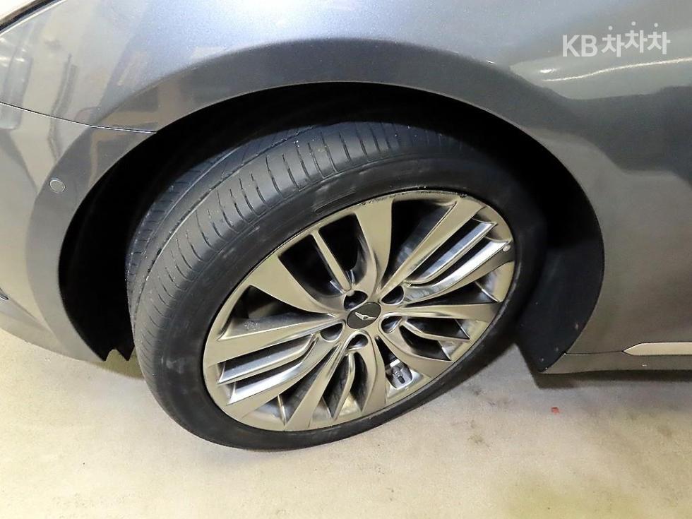 Hyundai Genesis — miniaturë 20