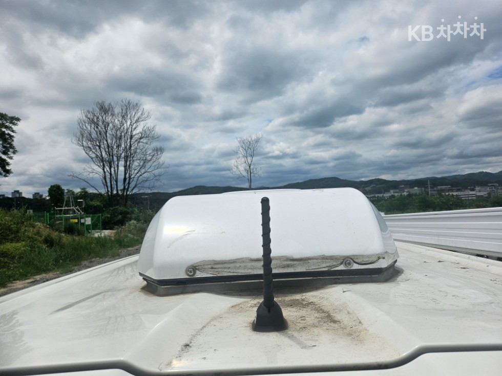 Hyundai Staria — miniaturë 21