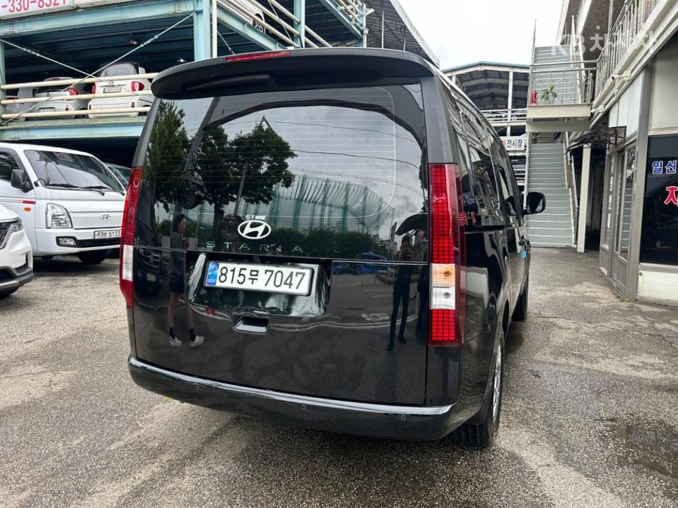 Hyundai Staria — miniaturë 3
