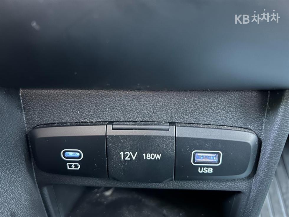 Hyundai Staria — miniaturë 19