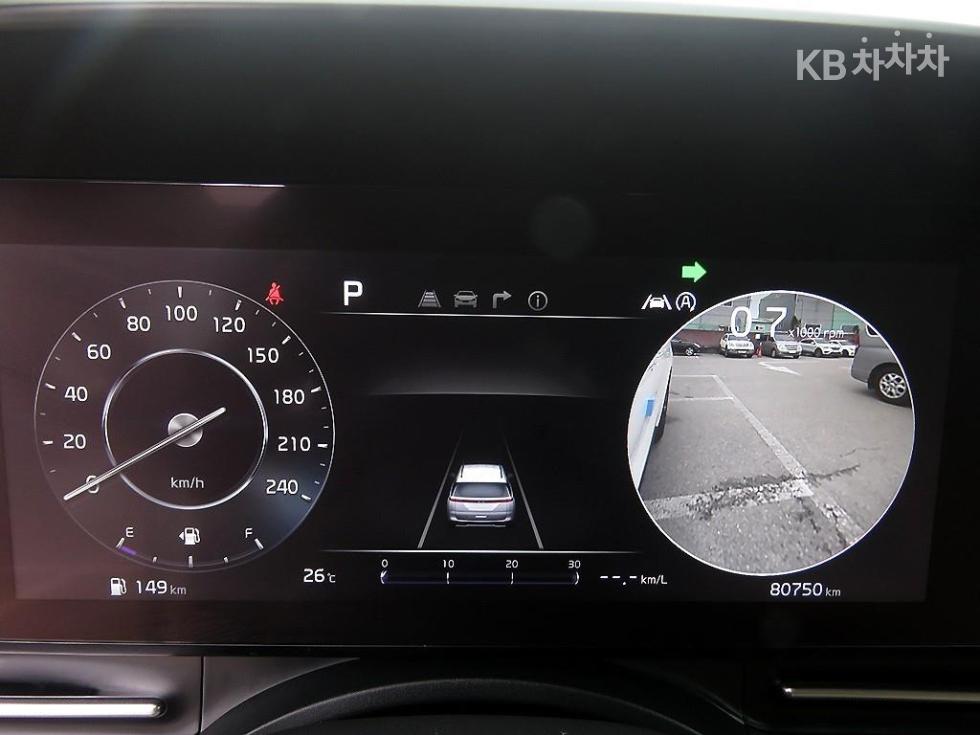 Kia Carnival — miniaturë 11