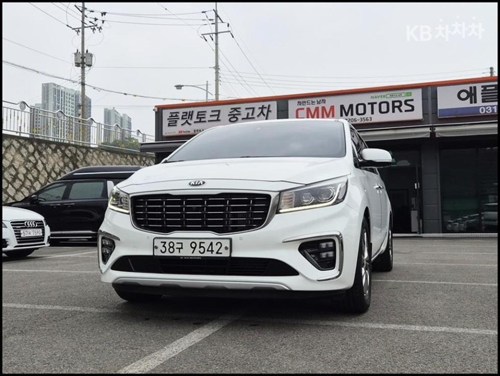 Kia Carnival — miniaturë 3