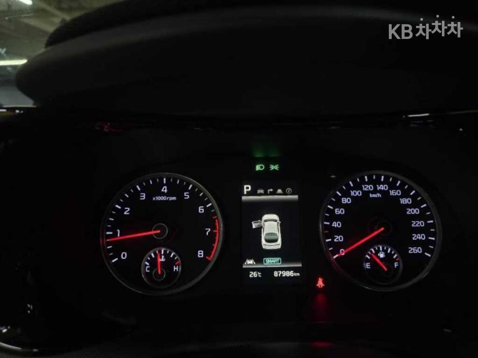 Kia K5 — miniaturë 13