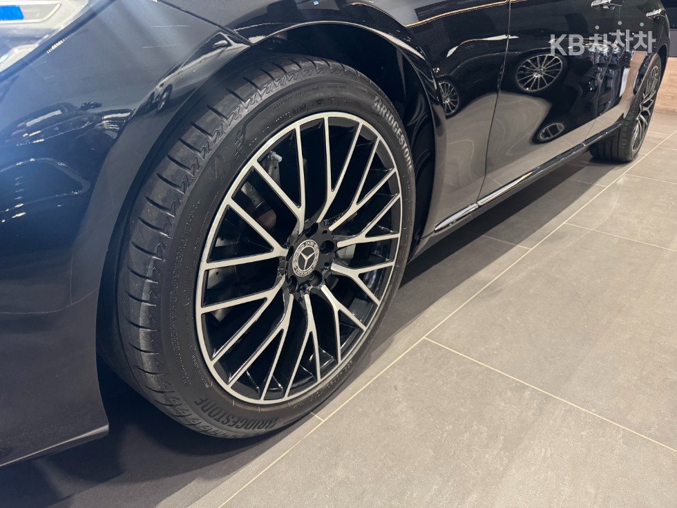 Mercedes-Benz S-klasse — miniaturë 13