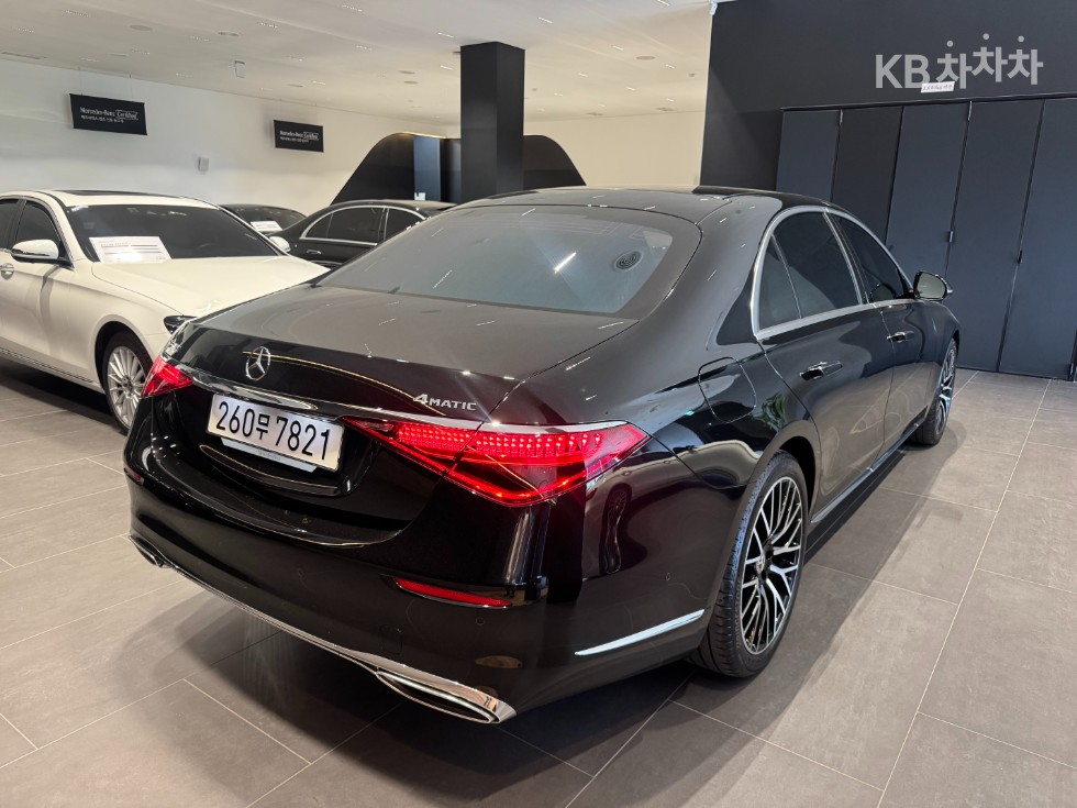 Mercedes-Benz S-klasse — miniaturë 4