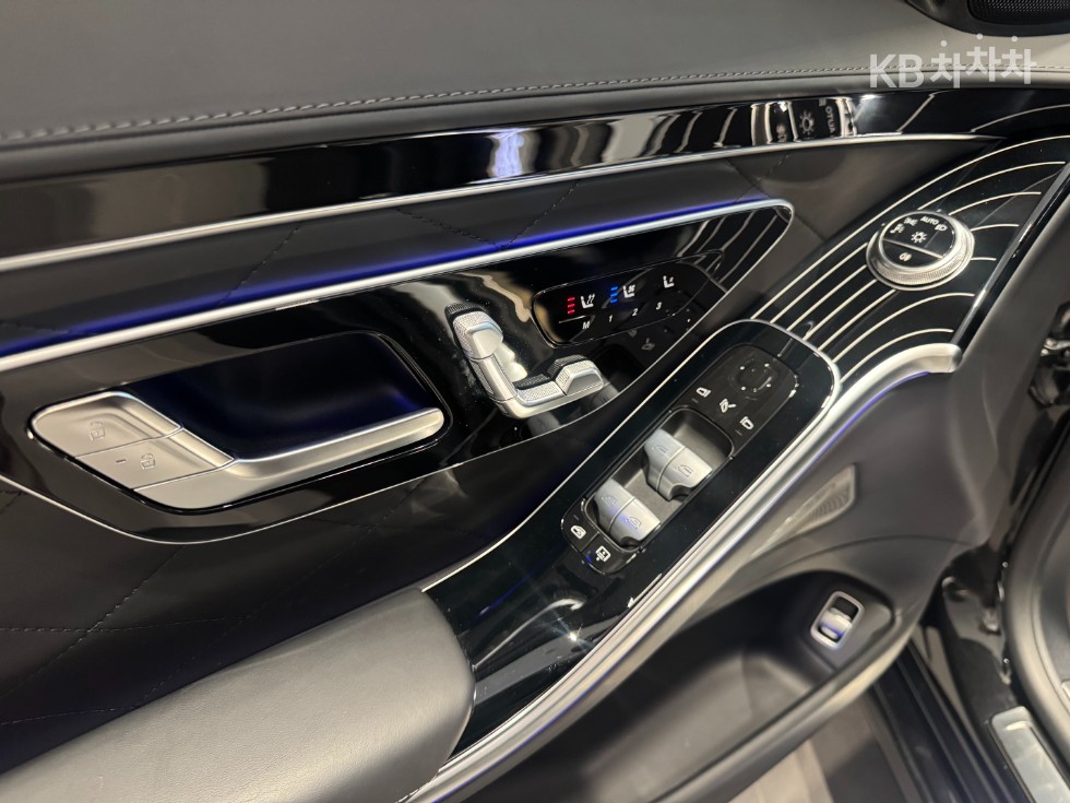 Mercedes-Benz S-klasse — miniaturë 12
