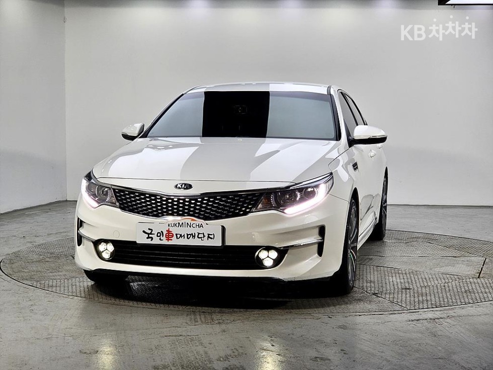 Kia K5 — miniaturë 2