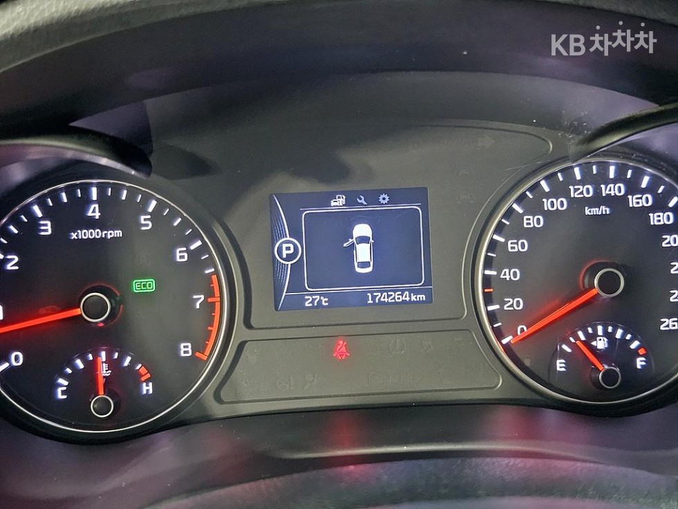 Kia K5 — miniaturë 7