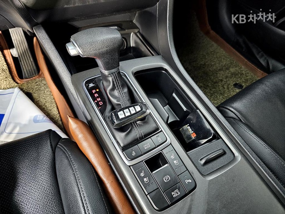 Kia K5 — miniaturë 14