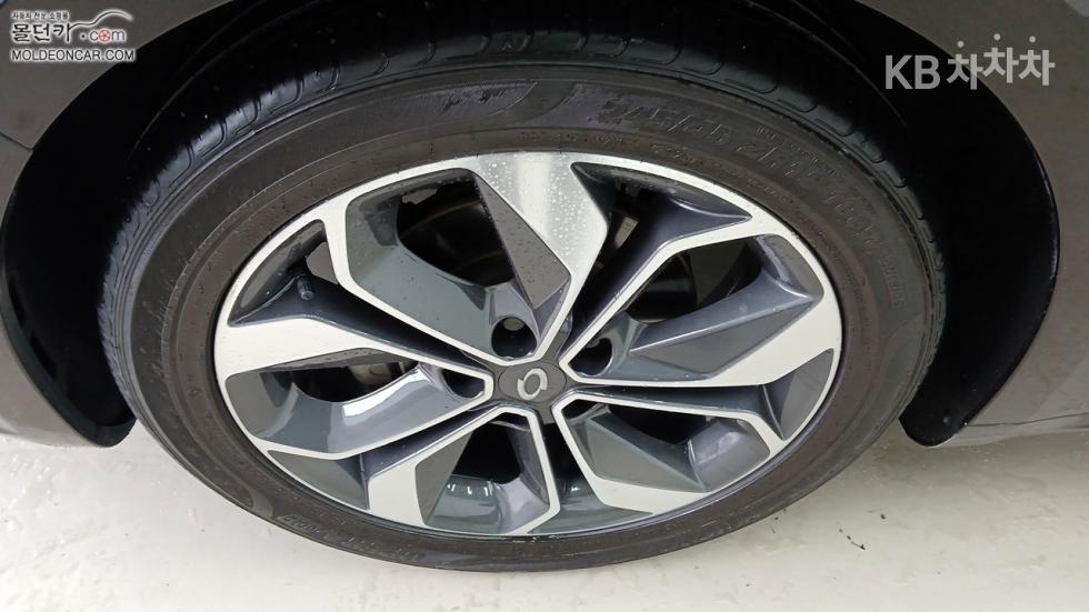 Renault Samsung SM6 — miniaturë 6