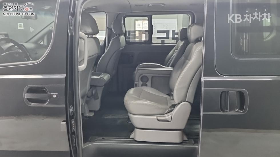 Hyundai Starex — miniaturë 10