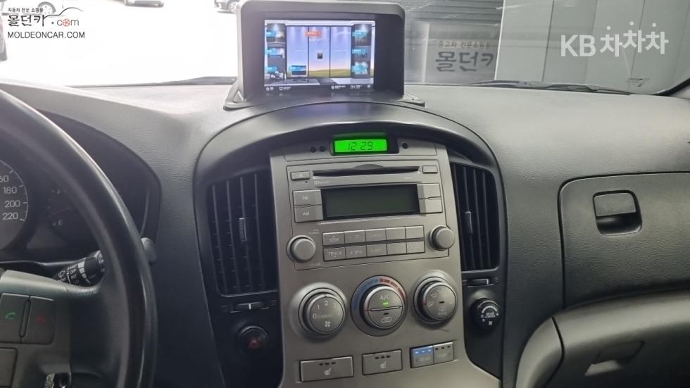 Hyundai Starex — miniaturë 12