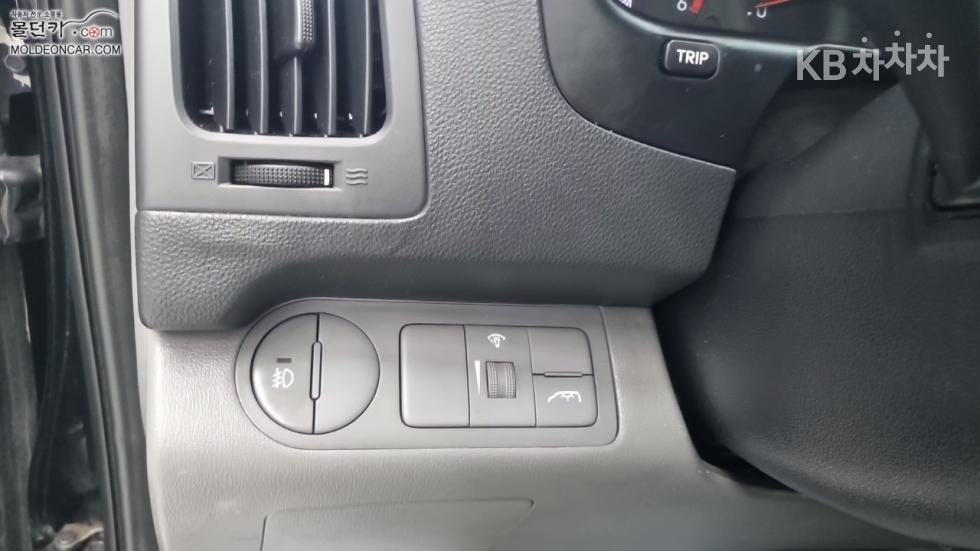 Hyundai Starex — miniaturë 15