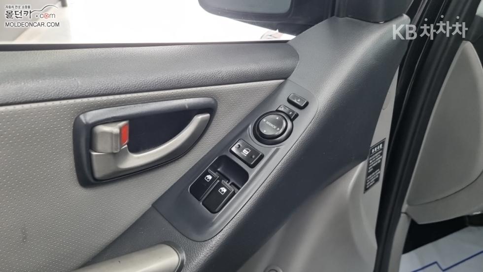 Hyundai Starex — miniaturë 16