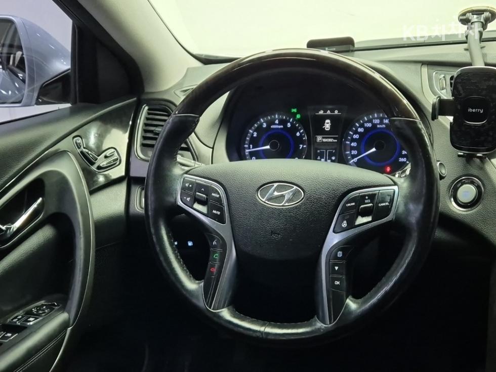 Hyundai Grandeur — miniaturë 9
