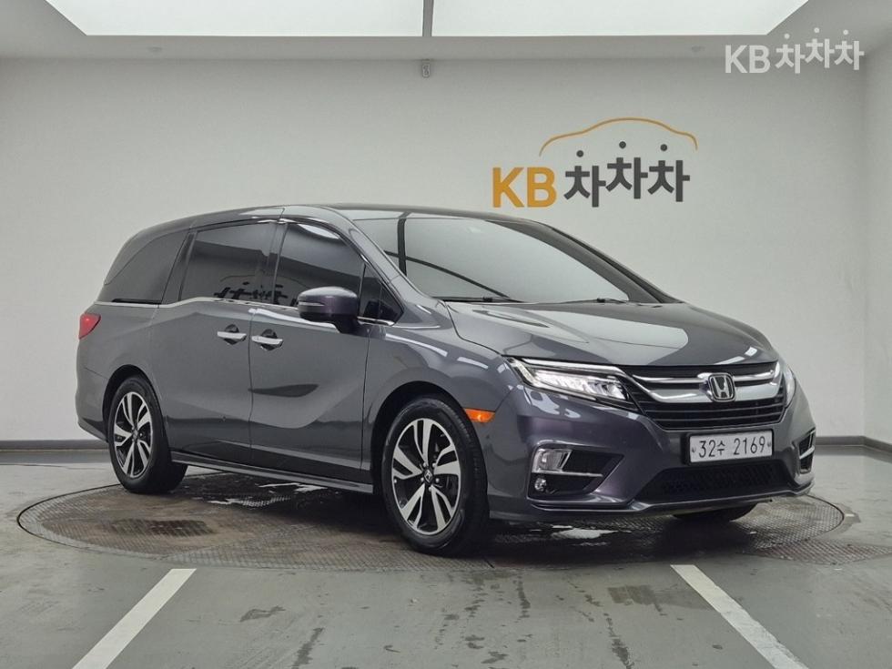 Honda Odyssey — miniaturë 2