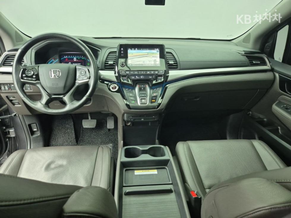 Honda Odyssey — miniaturë 5