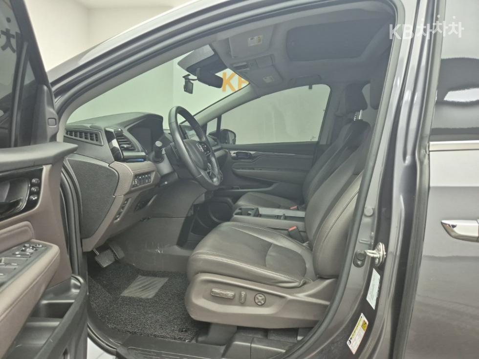 Honda Odyssey — miniaturë 11
