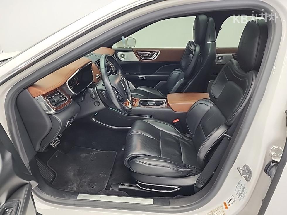 Lincoln Continental — miniaturë 11