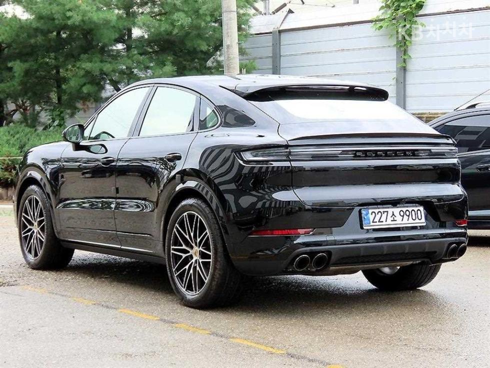 Porsche Cayenne — miniaturë 3