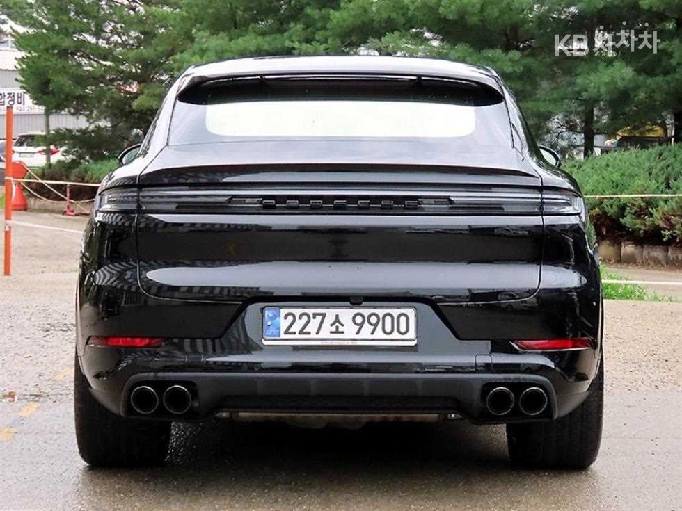 Porsche Cayenne — miniaturë 4