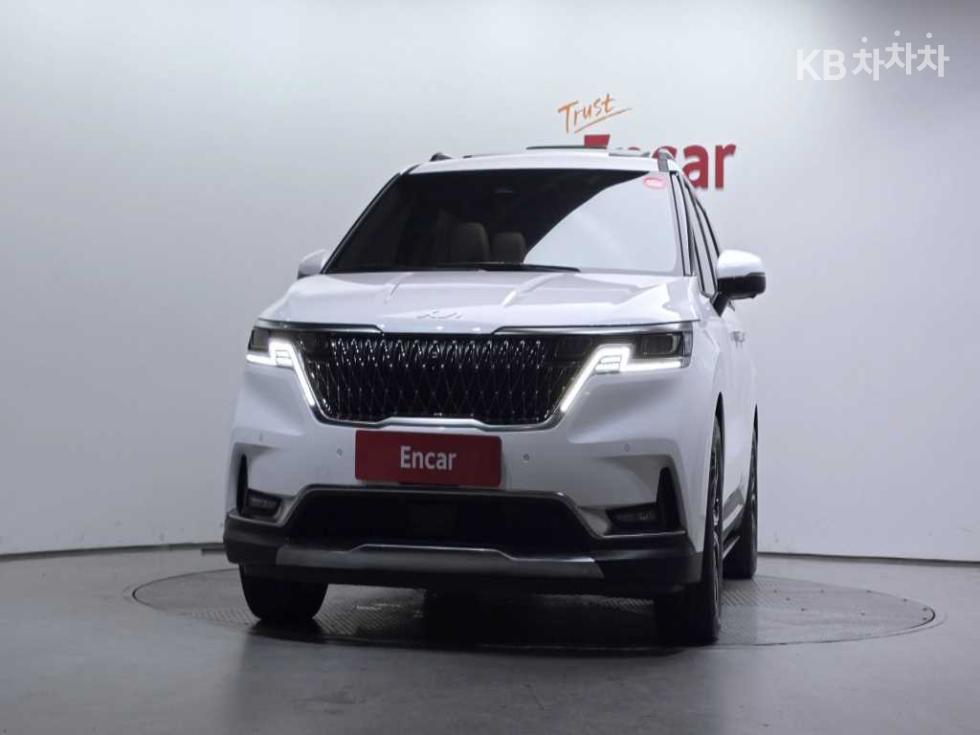 Kia Carnival — miniaturë 3