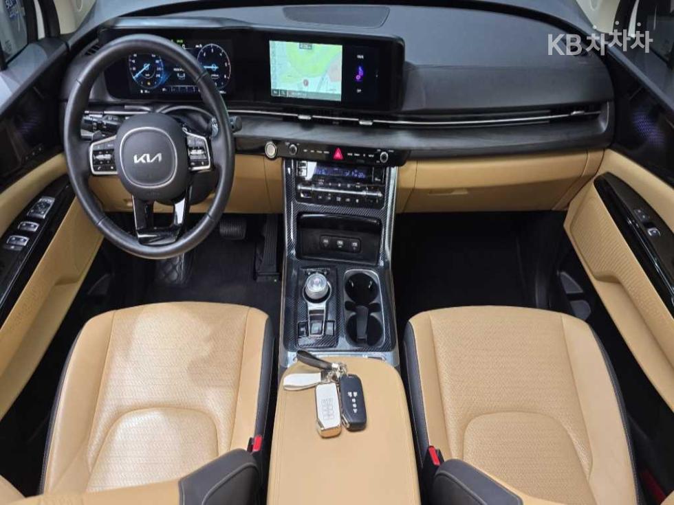 Kia Carnival — miniaturë 7