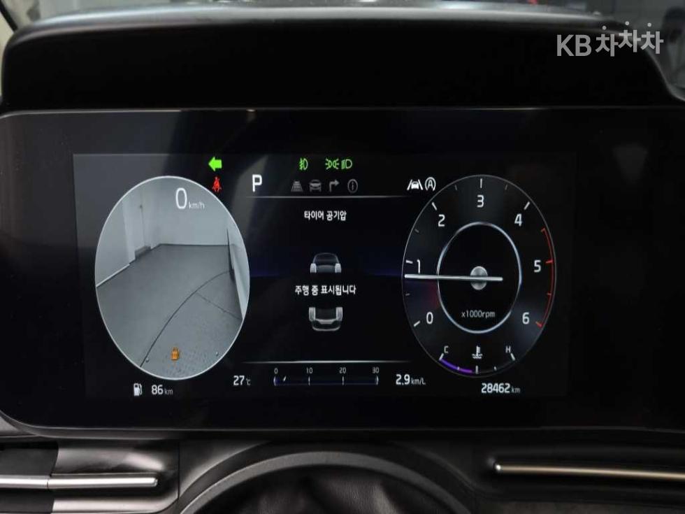 Kia Carnival — miniaturë 8