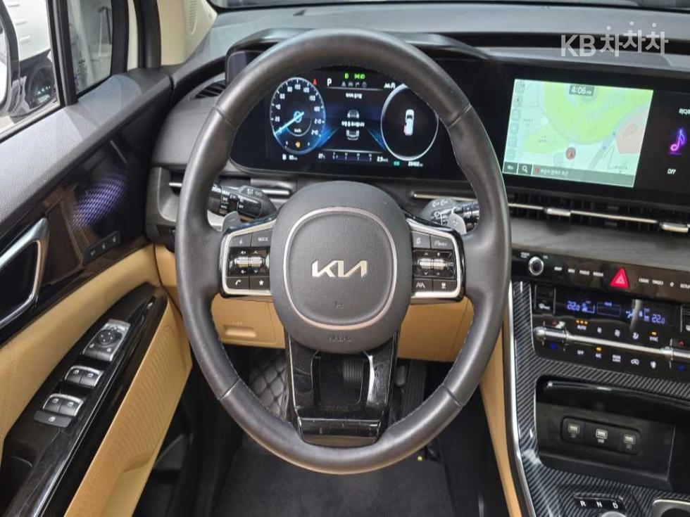 Kia Carnival — miniaturë 13