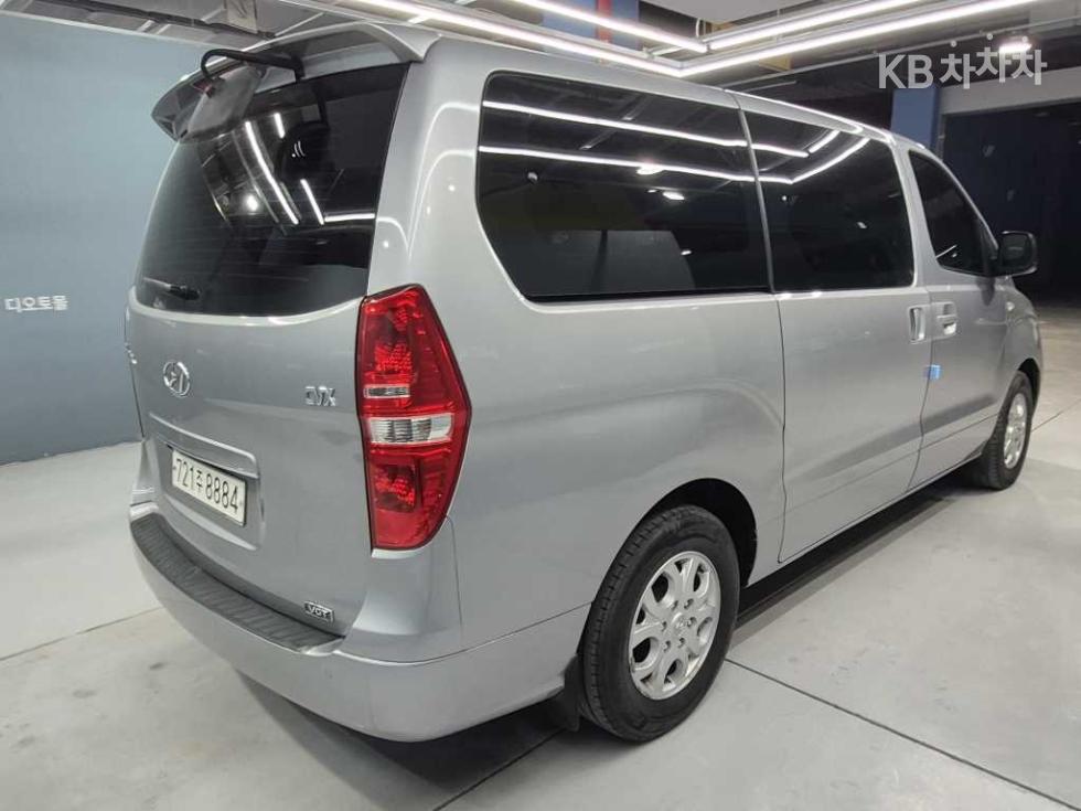 Hyundai Starex — miniaturë 6