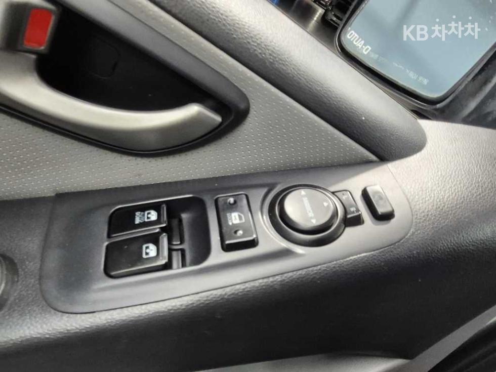 Hyundai Starex — miniaturë 8