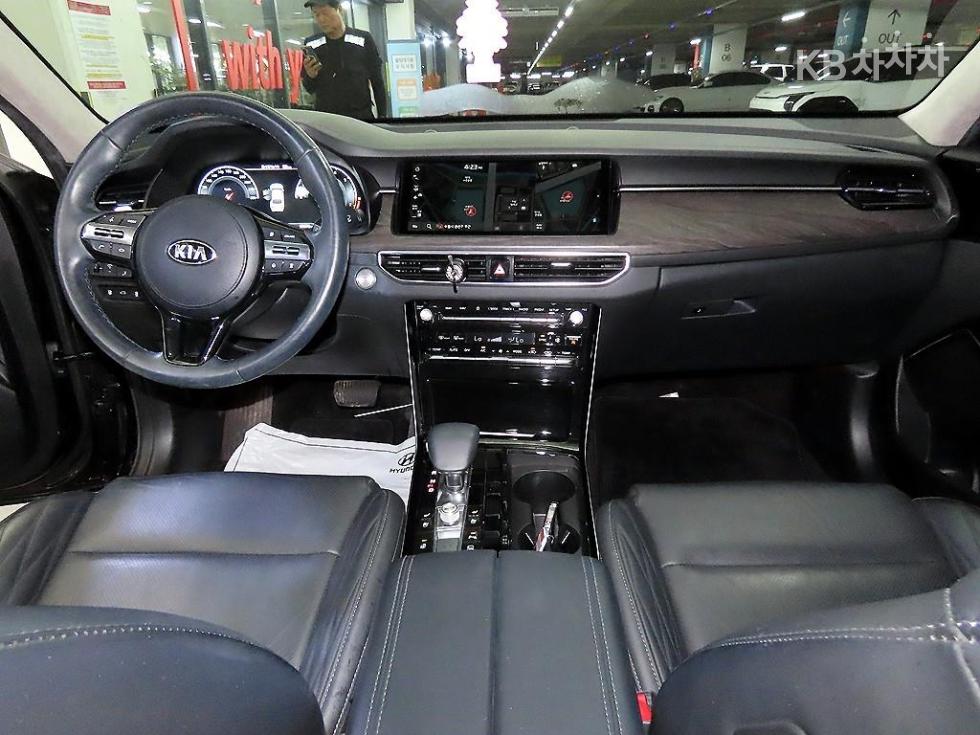 Kia K7 — miniaturë 10